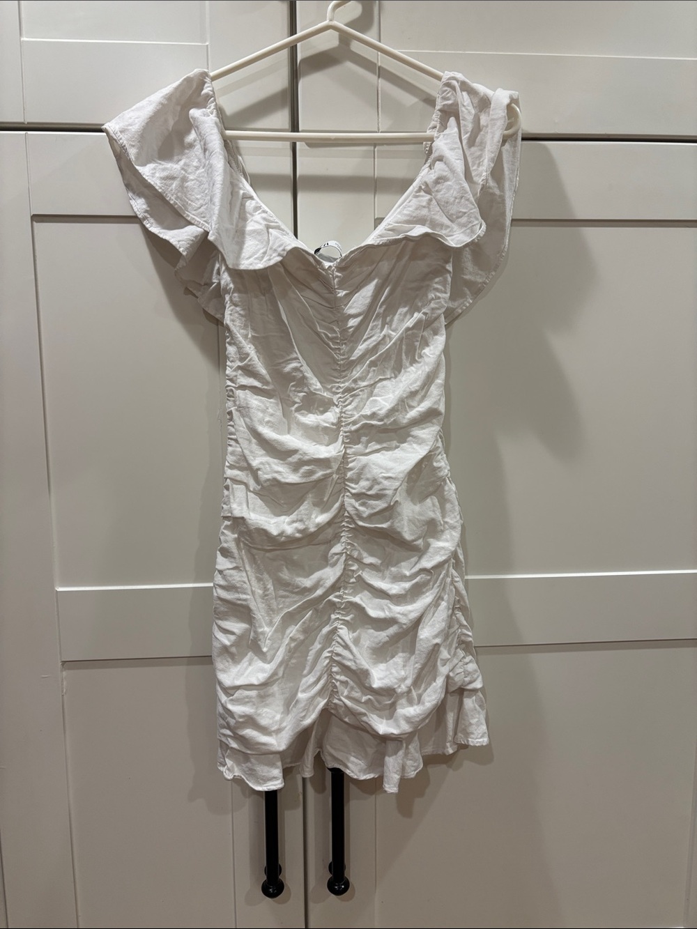Zara White Ruffled Off-Shoulder or on the shoulder Mini Dress